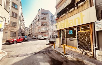 Konak Güzelyalı Mahallesi'nde Satılık Köşe Dükkan