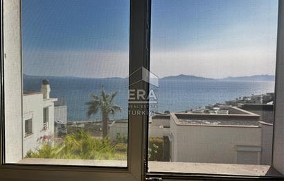 Eşi Benzeri Yok.Bahçeli,Deniz Manzaralı,Havuzlu Sitede KöşeVilla