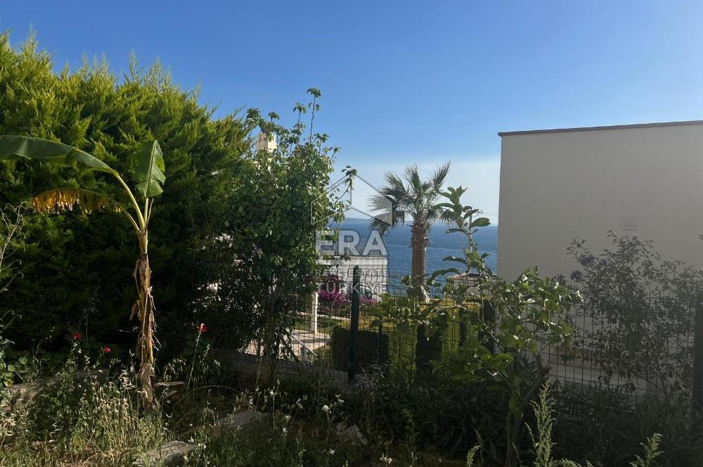 Eşi Benzeri Yok.Bahçeli,Deniz Manzaralı,Havuzlu Sitede KöşeVilla