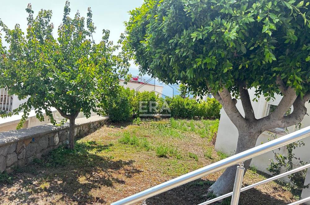 Bodrumun En Güzel Deniz Manzarasında,Bahçeli Özel Villa Fırsatı