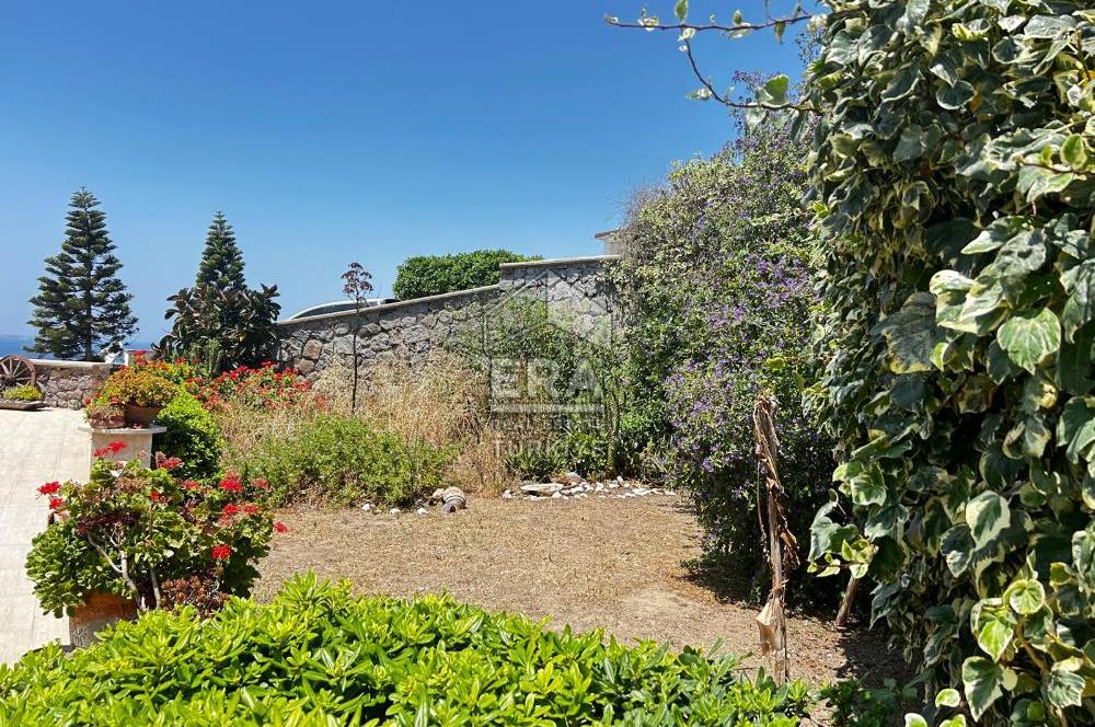 Bodrumun En Güzel Deniz Manzarasında,Bahçeli Özel Villa Fırsatı
