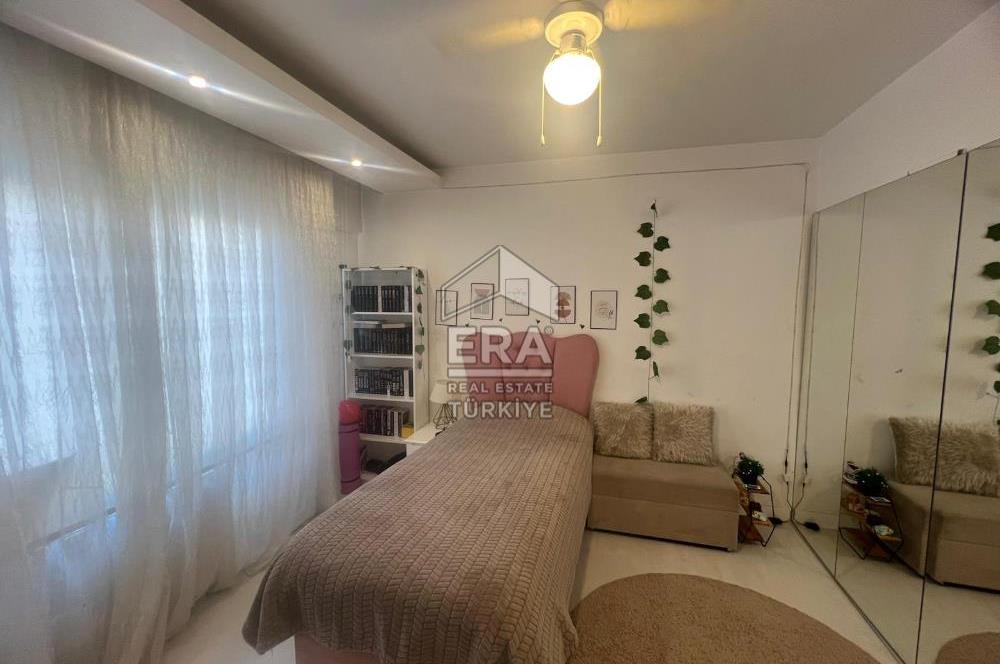 Çamlık Mahallesin'de Arakat Komple Yenilenmiş 3+1 Satılık Daire