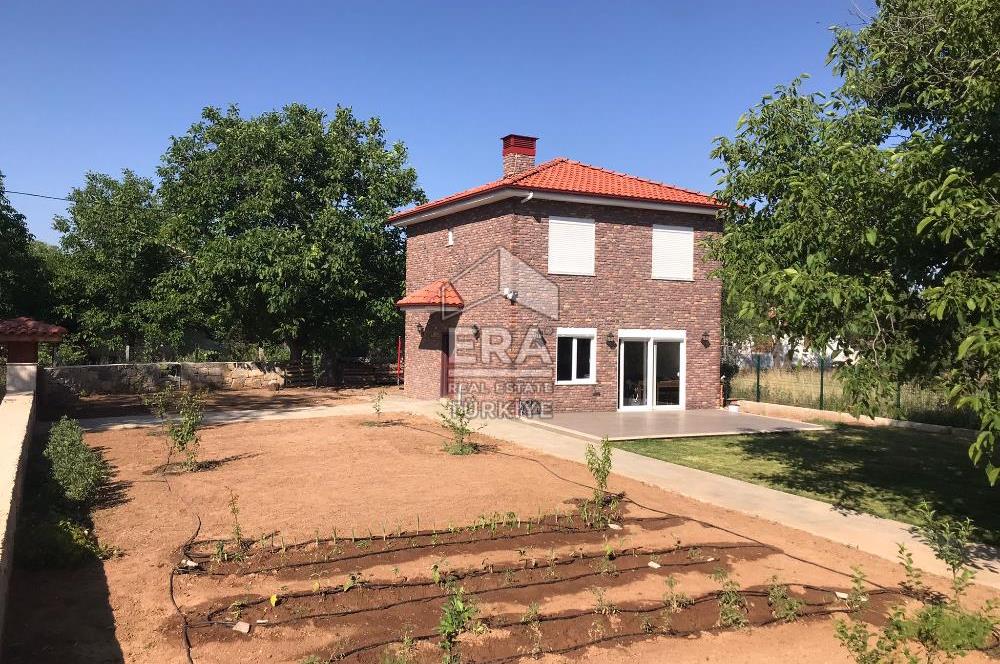 Tavas Bağlar'da Özel Tasarım Olan Villamız Satılıktır