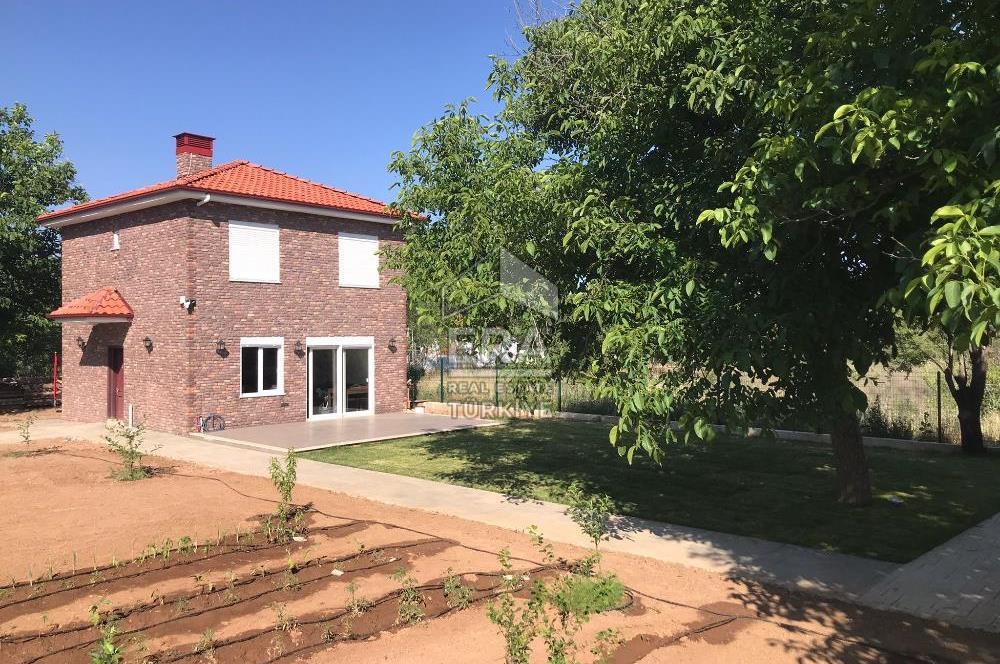 Tavas Bağlar'da Özel Tasarım Olan Villamız Satılıktır