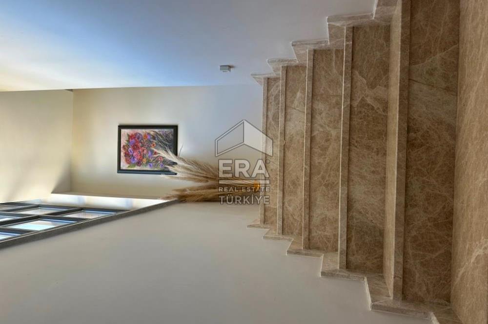 YAŞAM KONAKLARI, 7+3, ASANSÖRLÜ, 5 BANYOLU, TERASLI MÜSTAKİL