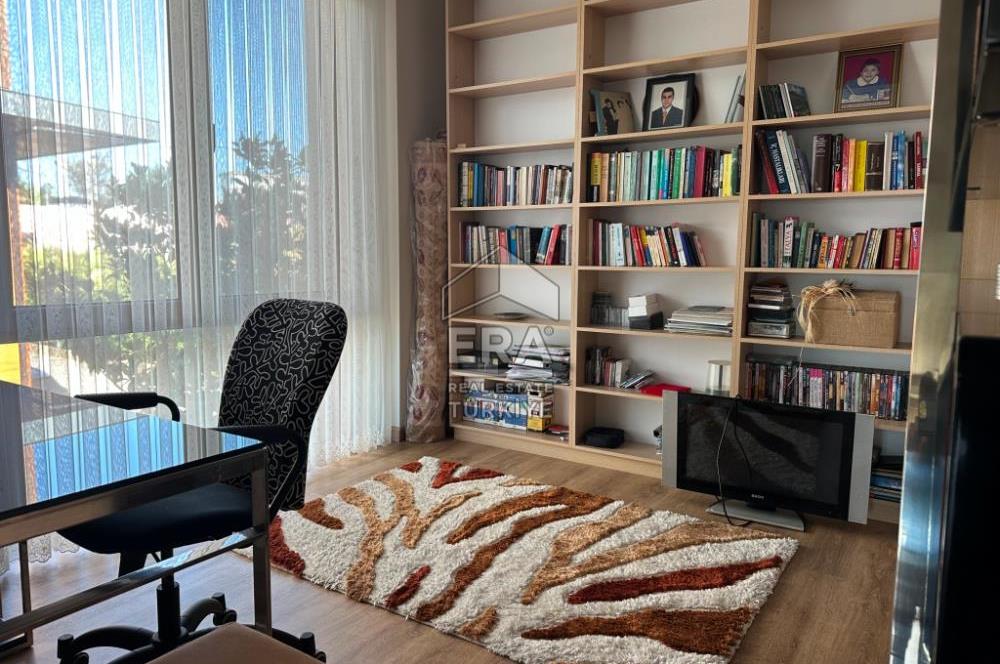 YAŞAM KONAKLARI, 7+3, ASANSÖRLÜ, 5 BANYOLU, TERASLI MÜSTAKİL