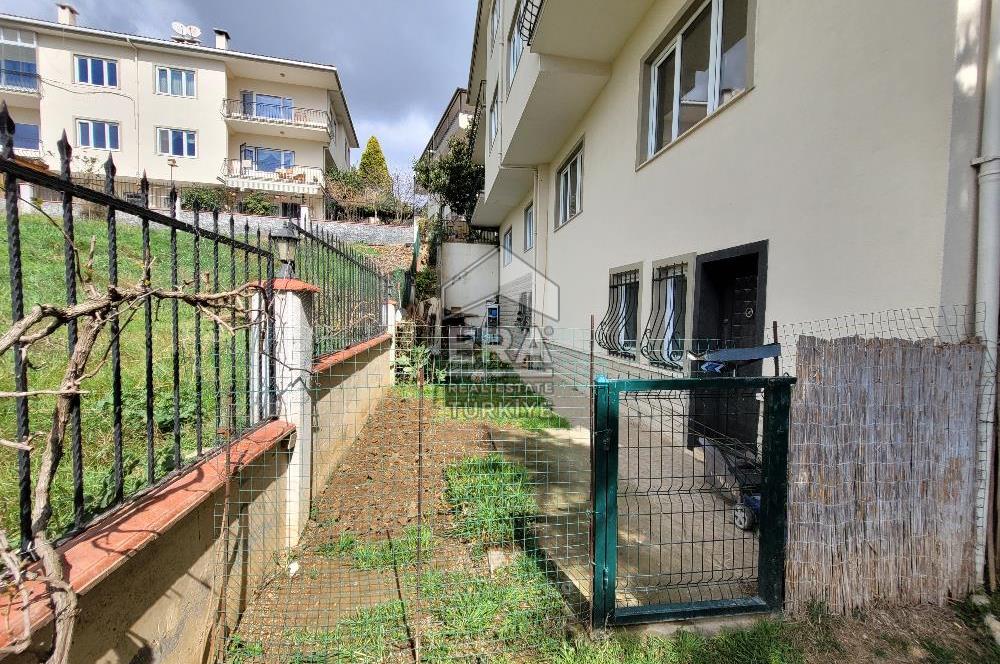 GEBZE DARICA'DA SİTE İÇERİSİNDE DENİZ MANZARALI SATILIK VİLLA