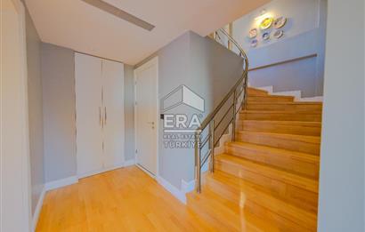 Sarıyer Uskumruköy'de 5+1, 300m2 Lüks İkiz Villa