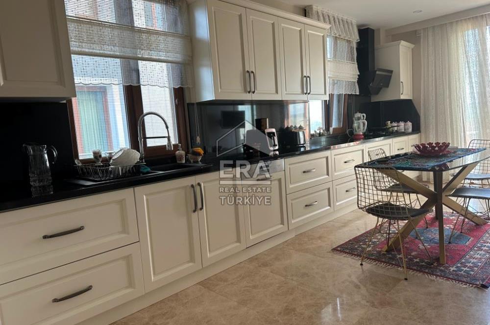 YAŞAM KONAKLARI, 7+3, ASANSÖRLÜ, 5 BANYOLU, TERASLI MÜSTAKİL