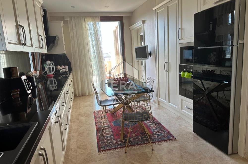 YAŞAM KONAKLARI, 7+3, ASANSÖRLÜ, 5 BANYOLU, TERASLI MÜSTAKİL