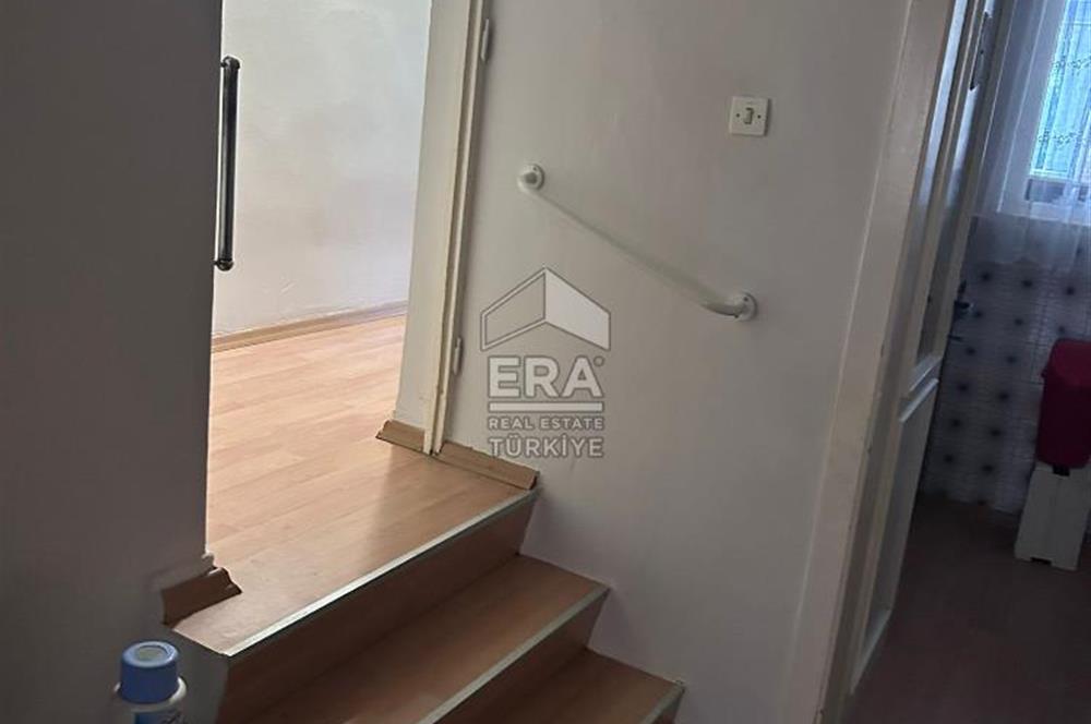 Koşuyolu'nda 130 m2 Dubleks Müstakil Ev