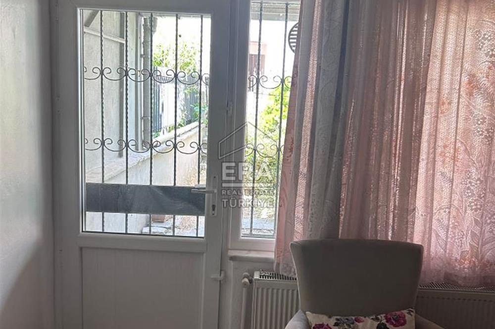 Koşuyolu'nda 130 m2 Dubleks Müstakil Ev