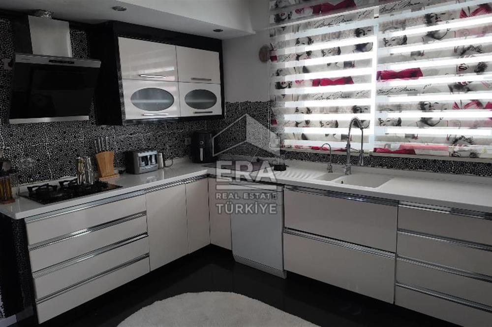  Çakmak Mah. Site İçi Dubleks Lüks 5+1 Satılık Daire 
