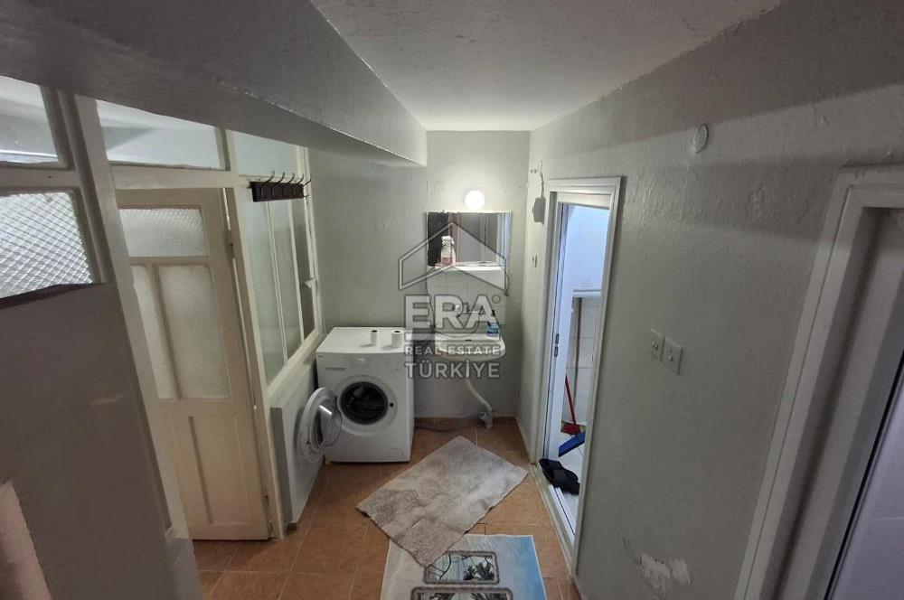 Ayvalık Sakarya Mahallesi 100 m2 Bahçeli Ev