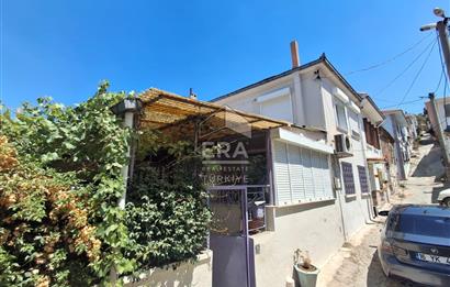 Ayvalık Sakarya Mahallesi 100 m2 Bahçeli Ev