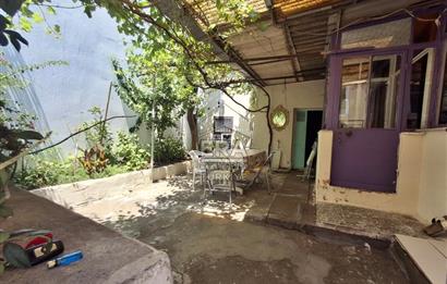 Ayvalık Sakarya Mahallesi 100 m2 Bahçeli Ev