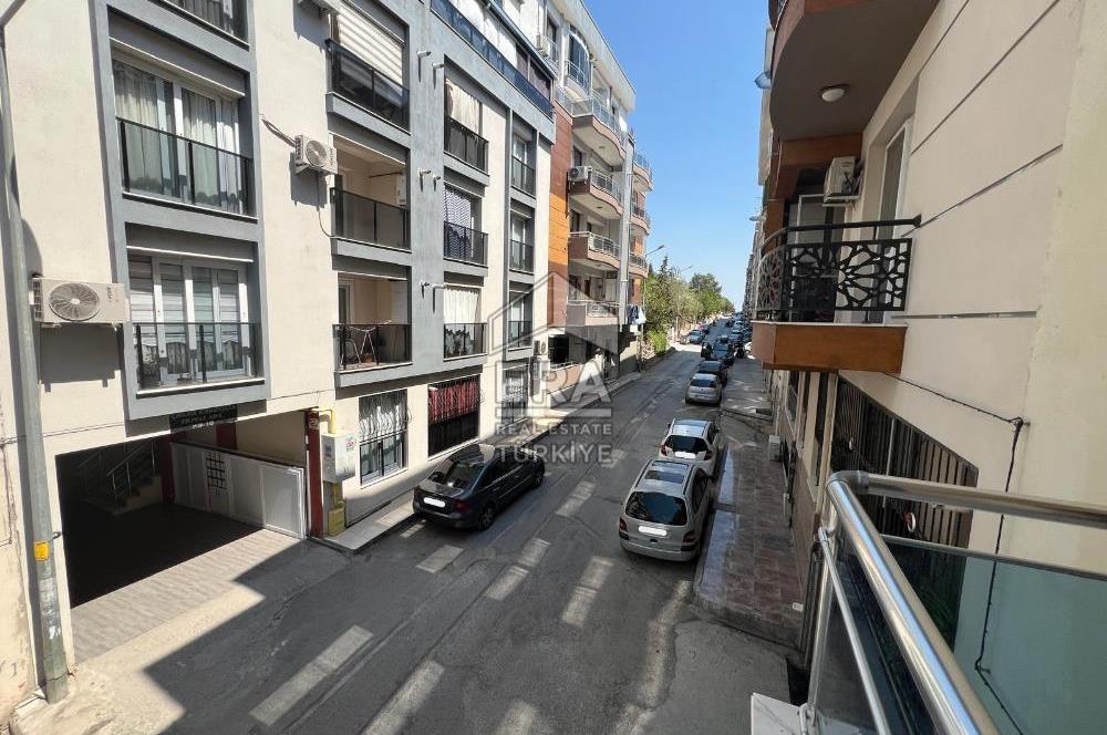 Küçükçiğli'de Temiz Bakımlı 3+1 Satılık Daire