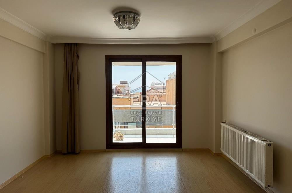 Küçükçiğli'de Temiz Bakımlı 3+1 Satılık Daire