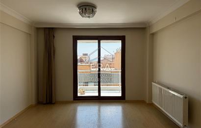 Küçükçiğli'de Temiz Bakımlı 3+1 Satılık Daire