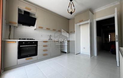 Küçükçiğli'de Temiz Bakımlı 3+1 Satılık Daire