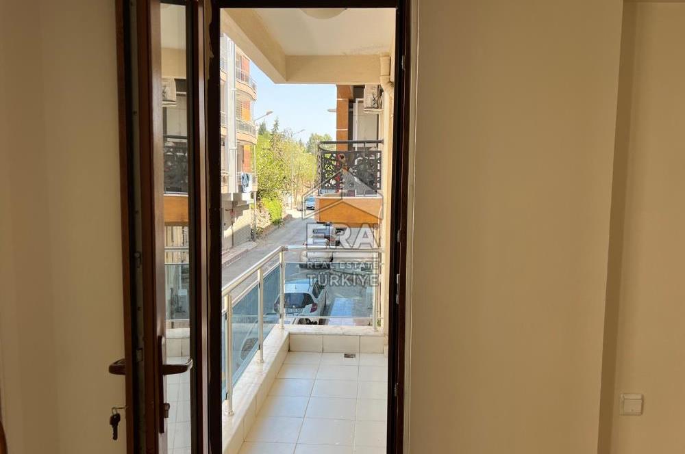 Küçükçiğli'de Temiz Bakımlı 3+1 Satılık Daire