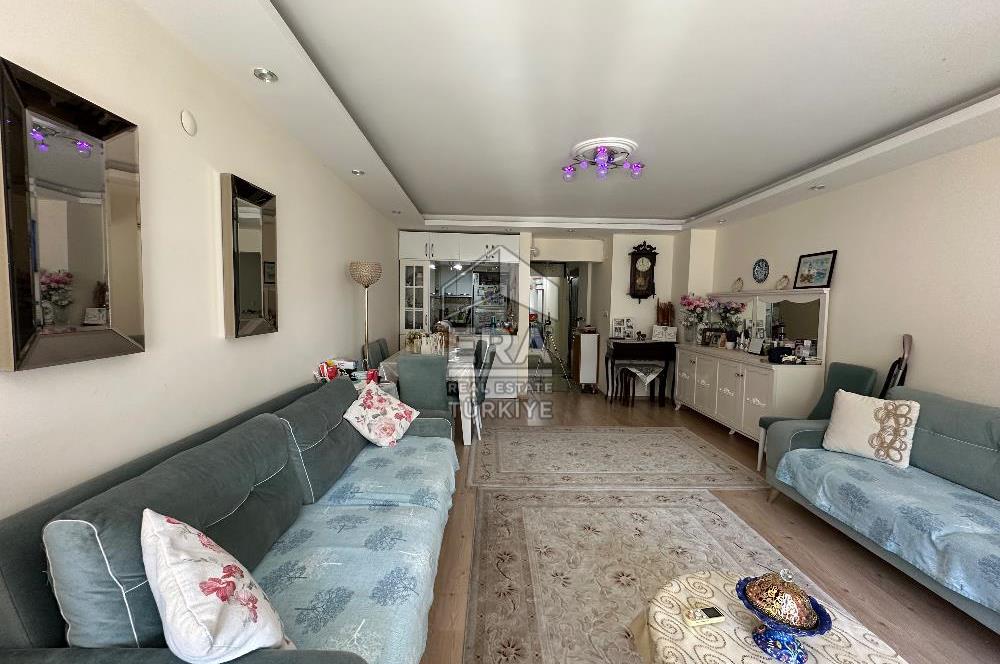 İzmir Konak Murat Reis Mahallesi 3+1 Tadilatlı Satılık Daire