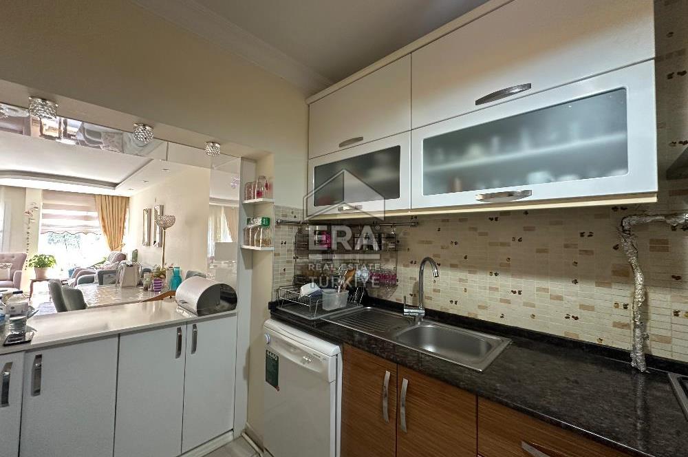 İzmir Konak Murat Reis Mahallesi 3+1 Tadilatlı Satılık Daire