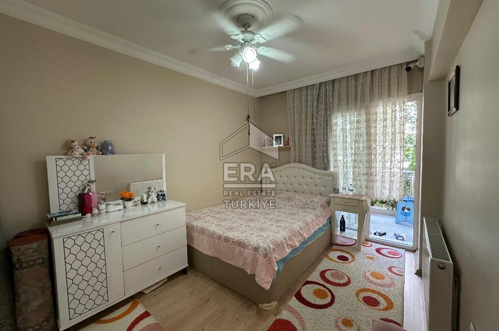 İzmir Konak Murat Reis Mahallesi 3+1 Tadilatlı Satılık Daire