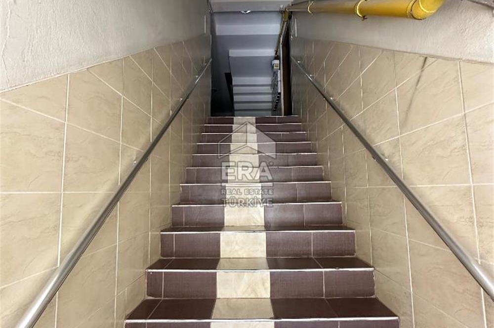 İzmir Konak Murat Reis Mahallesi 3+1 Tadilatlı Satılık Daire