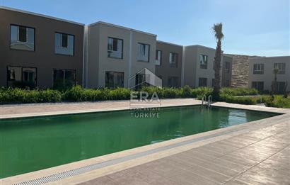 Menemen Seyrek Site içinde 2+1 Satılık Dubleks Villa