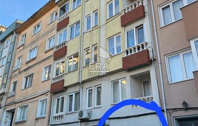 Üsküdar Valide Atik Mahallesi Satılık 2+1 Daire 