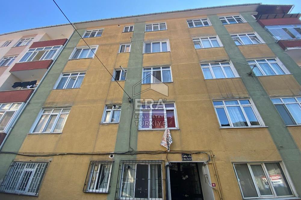 ÜSKÜDAR VALİDEİ ATİK'TE SATILIK 2+1 DAİRE ÜNİVERSİTE YANINDA
