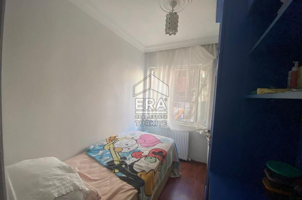 ÜSKÜDAR VALİDEİ ATİK'TE SATILIK 2+1 DAİRE ÜNİVERSİTE YANINDA