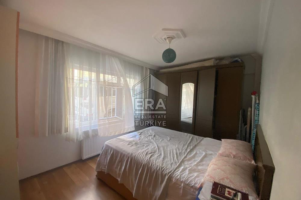 ÜSKÜDAR VALİDEİ ATİK'TE SATILIK 2+1 DAİRE ÜNİVERSİTE YANINDA