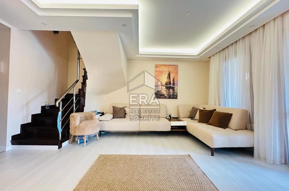 ERA NİVA'DAN MUĞLA/AKYAKA PİRAMİT EVLERİ'NDE SATILIK 4+1 VİLLA