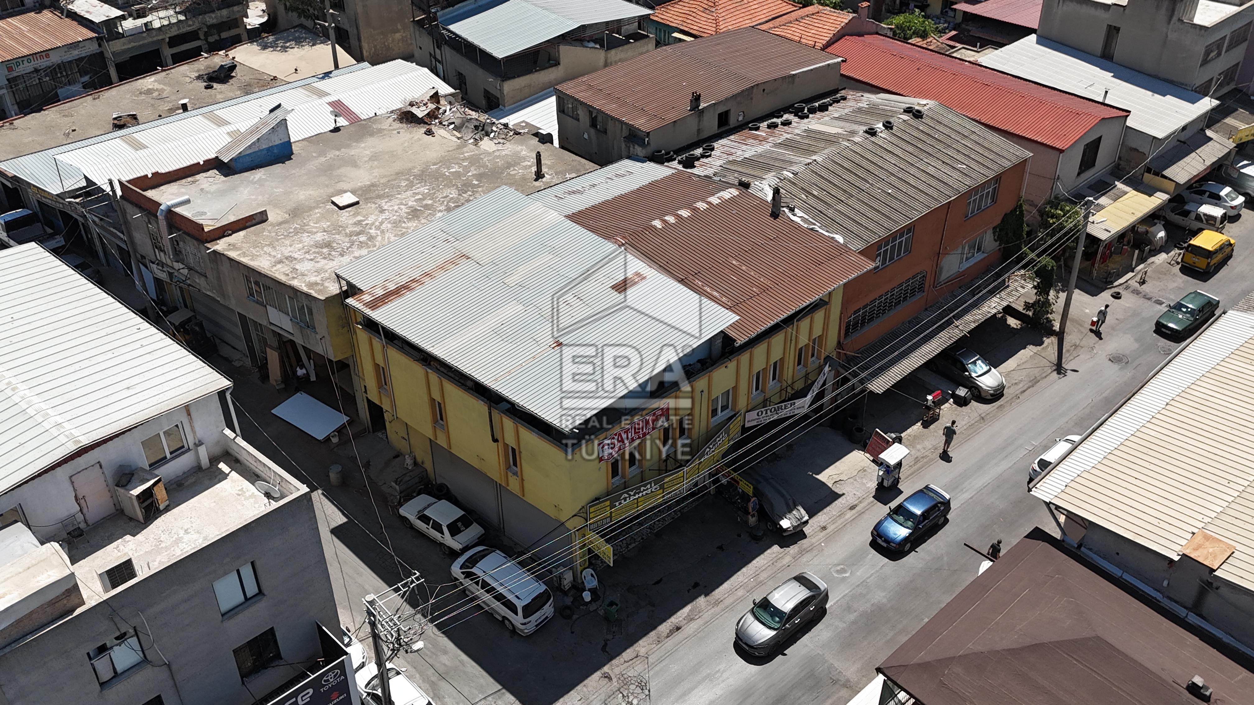 Karabağlar Yeşillik Caddesi Paraleli Komple Satılık Bina