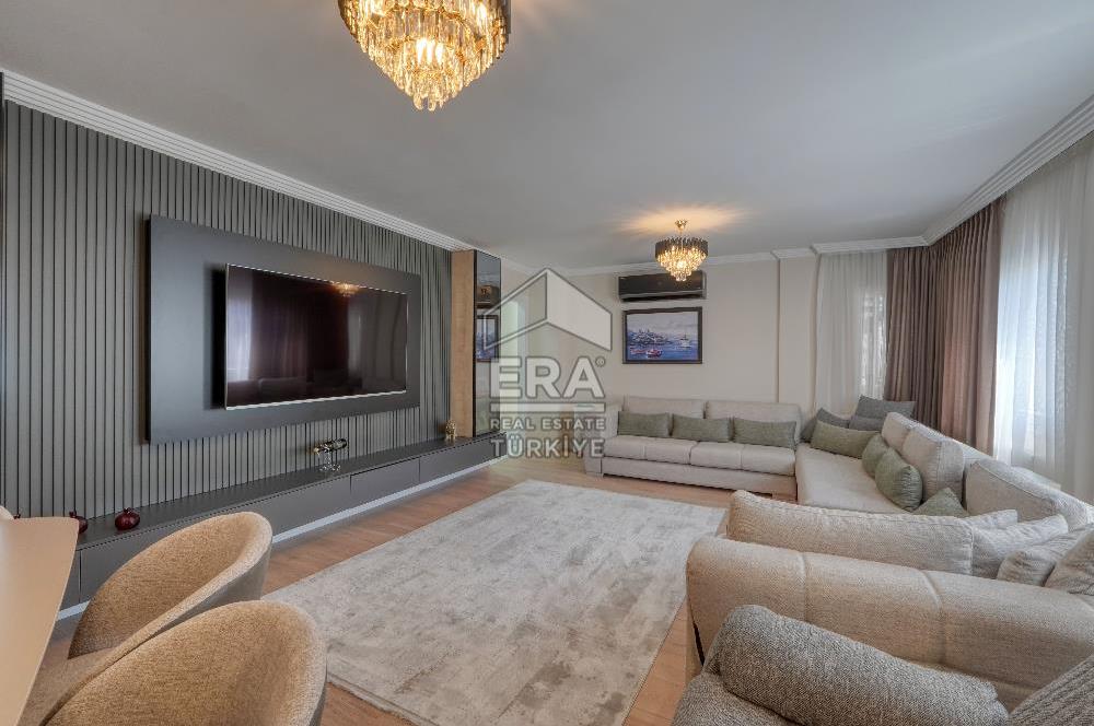 Karşıyaka Sahile Yürüme Mesafesinde Tadilatlı Satılık 3+1 Daire