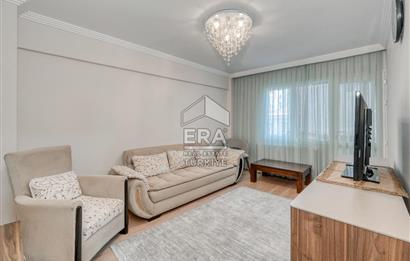 Karşıyaka Sahile Yürüme Mesafesinde Tadilatlı Satılık 3+1 Daire
