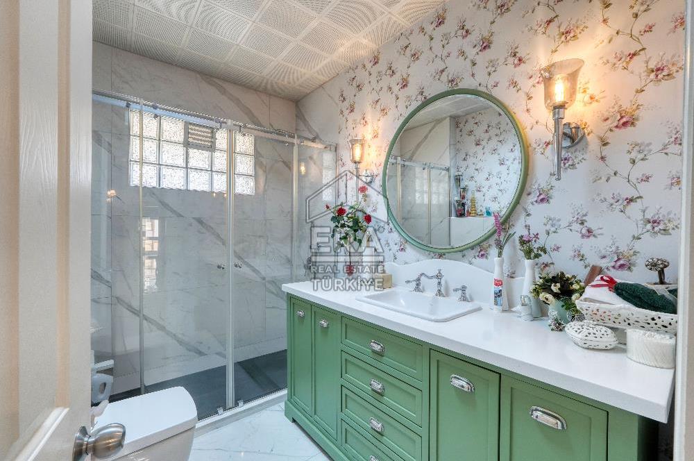 Bostanlı 5+1 Kiralık Daire