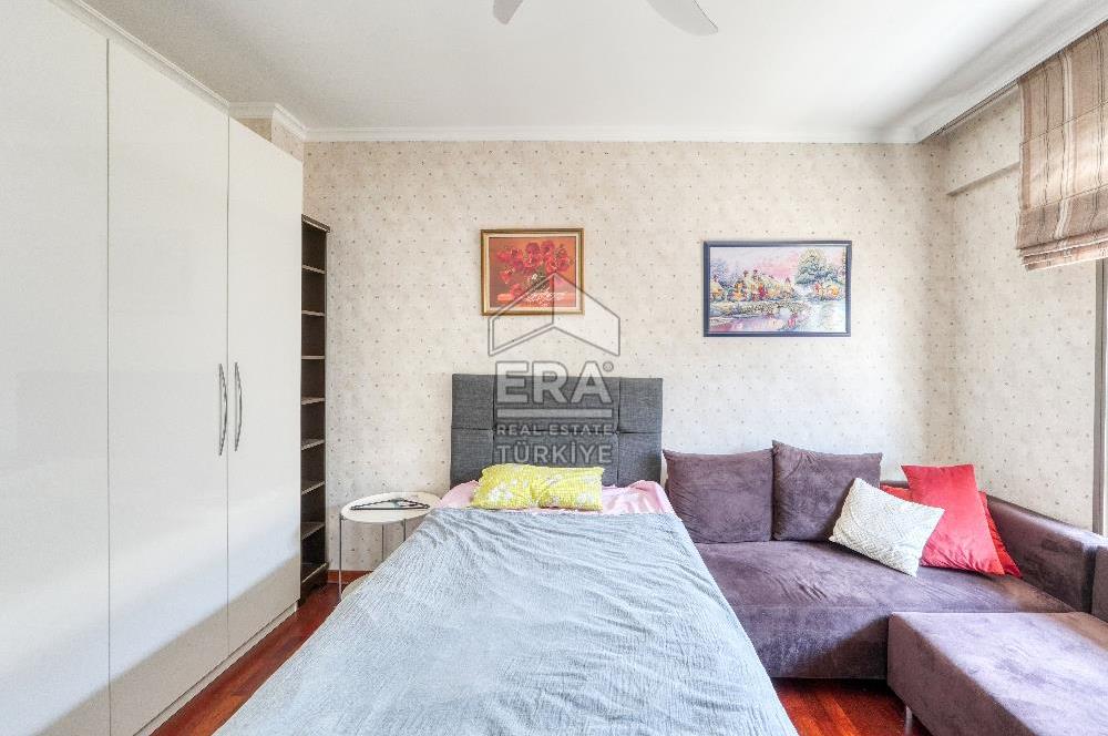 Bostanlı 5+1 Kiralık Daire