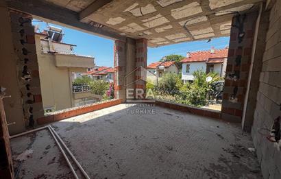 Özdere Ürkmez Deniz Manzaralı Satılık Bahçeli 4+1 Villa
