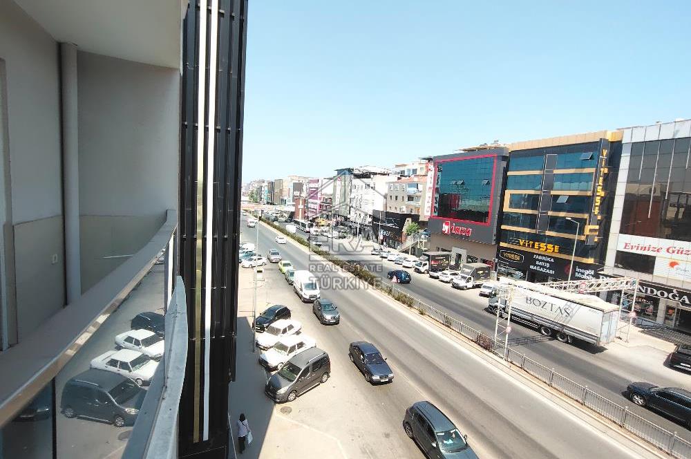 Çiğli Yeni Mah. Anadolu Cad. Üzeri Geniş Satılık 2+1