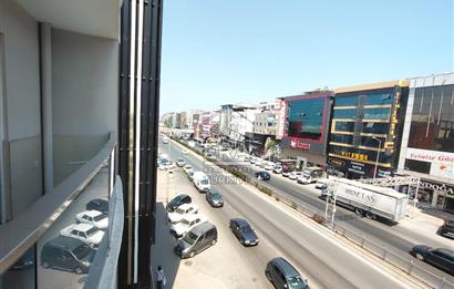 Çiğli Yeni Mah. Anadolu Cad. Üzeri Geniş Satılık 2+1