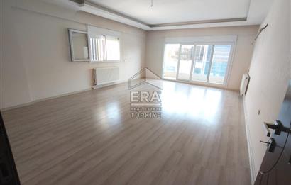 Çiğli Yeni Mah. Anadolu Cad. Üzeri Geniş Satılık 2+1
