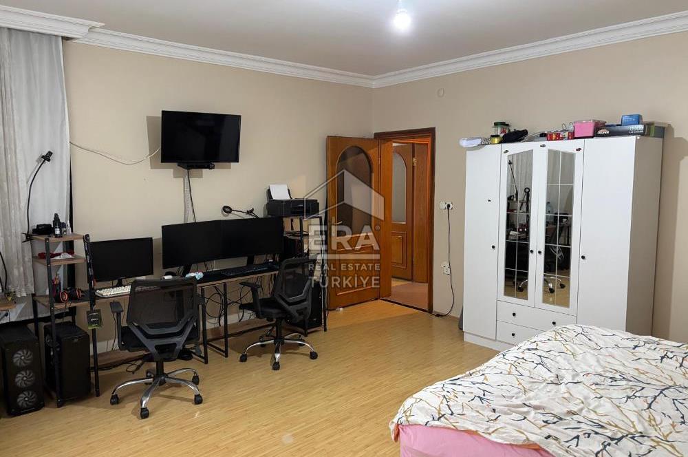 Maltepe Başıbüyükte 2 daire+1 Dükkan ve çatı katı