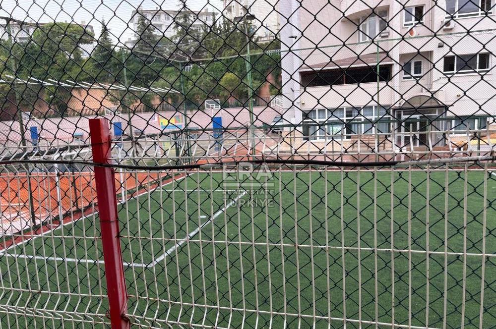 Maltepe Başıbüyükte 2 daire+1 Dükkan ve çatı katı