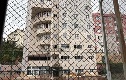 Maltepe Başıbüyükte 2 daire+1 Dükkan ve çatı katı