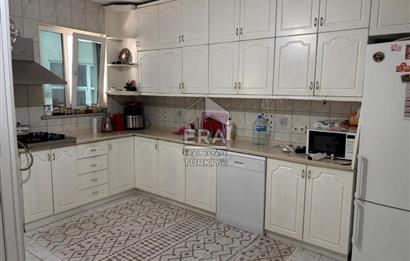 Maltepe Başıbüyükte 2 daire+1 Dükkan ve çatı katı