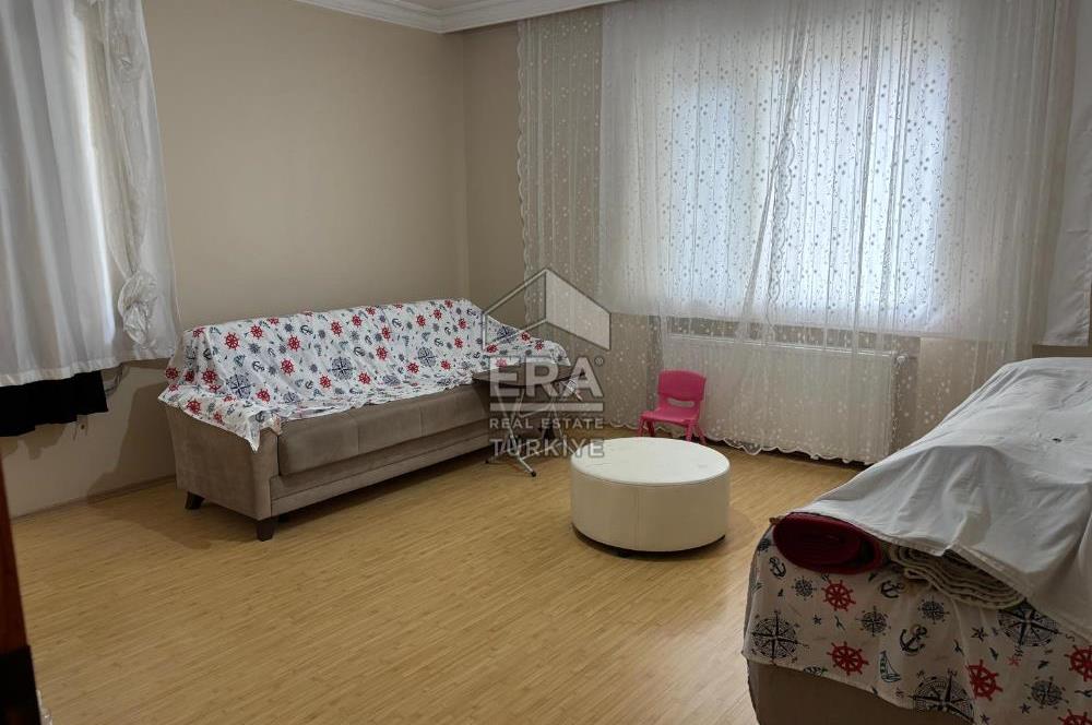 Maltepe Başıbüyükte 2 daire+1 Dükkan ve çatı katı