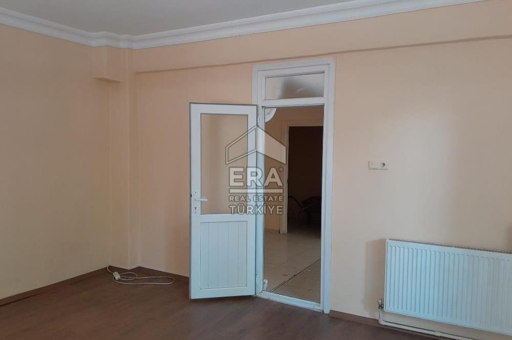 KAVACIK YENİ CAMİ’DE 2+1 OFİS DE OLABİLECEK KİRALIK DAİRE